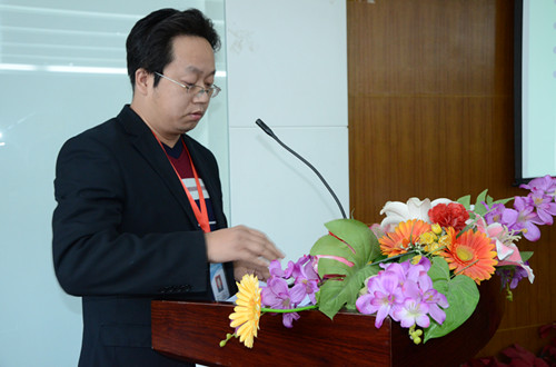为大胆培养和启用年轻干部铺路——公司组织二级学院常务副院长汇报工作效果好