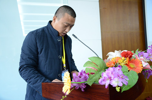 为大胆培养和启用年轻干部铺路——公司组织二级学院常务副院长汇报工作效果好