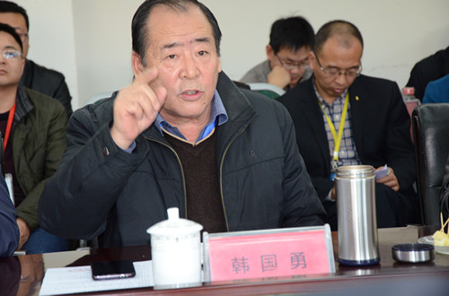 为大胆培养和启用年轻干部铺路——公司组织二级学院常务副院长汇报工作效果好