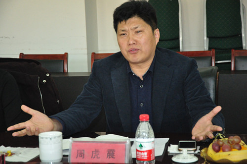 北京交通大学出版社向贺阳教育两院图书馆捐赠图书