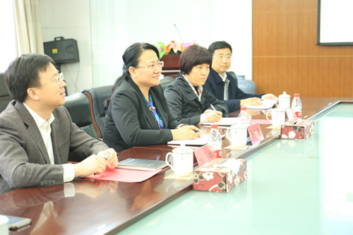 杨伟坤副市长到贺阳教育集团考察