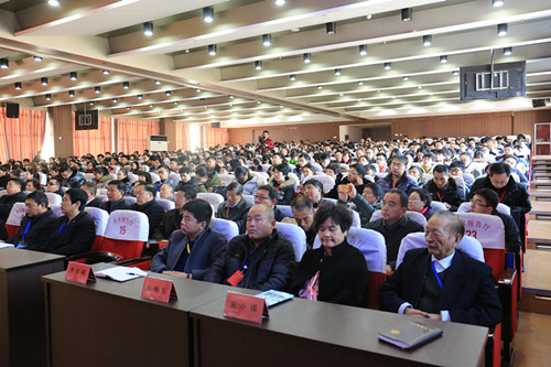 戚红代表应邀到保定贺阳教育集团宣讲十九大精神