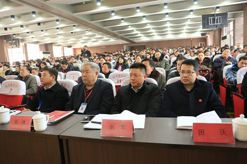 陈宪庚 张东利应邀到保定贺阳教育集团作《落实十九大精神 办好应用型大学》专题报告