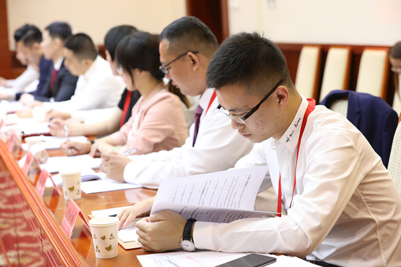 周政阳当选第十三届全国青联委员