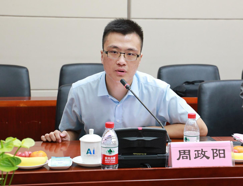贺阳教育集团监事、总顾问周虎震一行到合肥科大讯飞考察