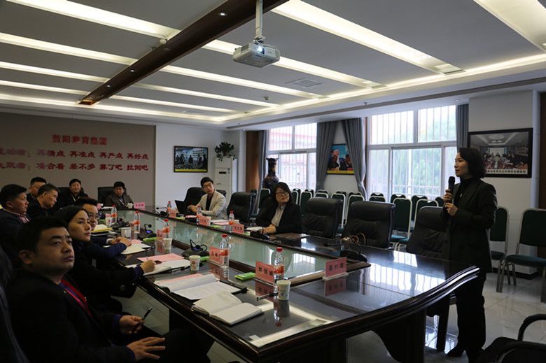保定贺阳教育集团与完美世界教育签约战略合作