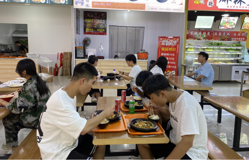 迎新现场 || “河北科技学院”号列车已启程，欢迎新同学！