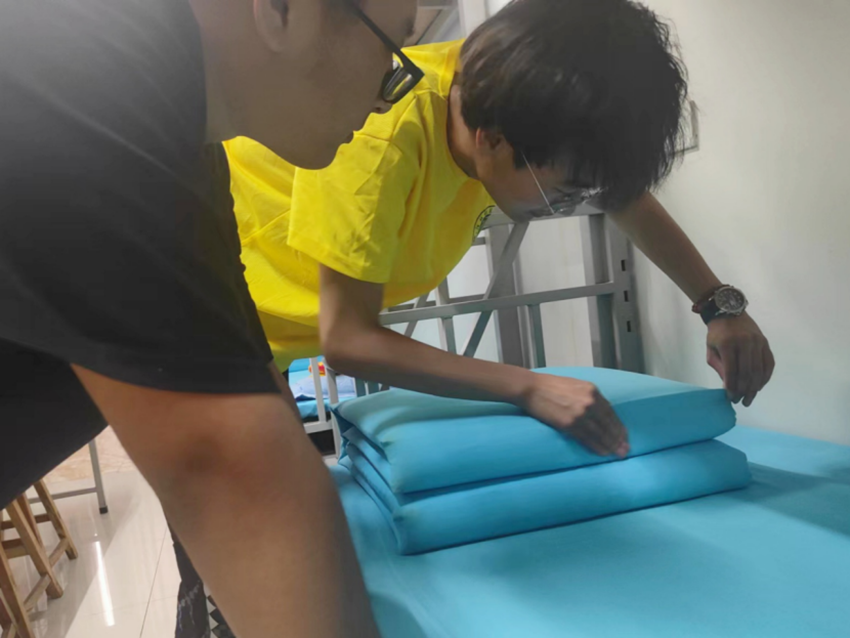迎新现场 || “河北科技学院”号列车已启程，欢迎新同学！
