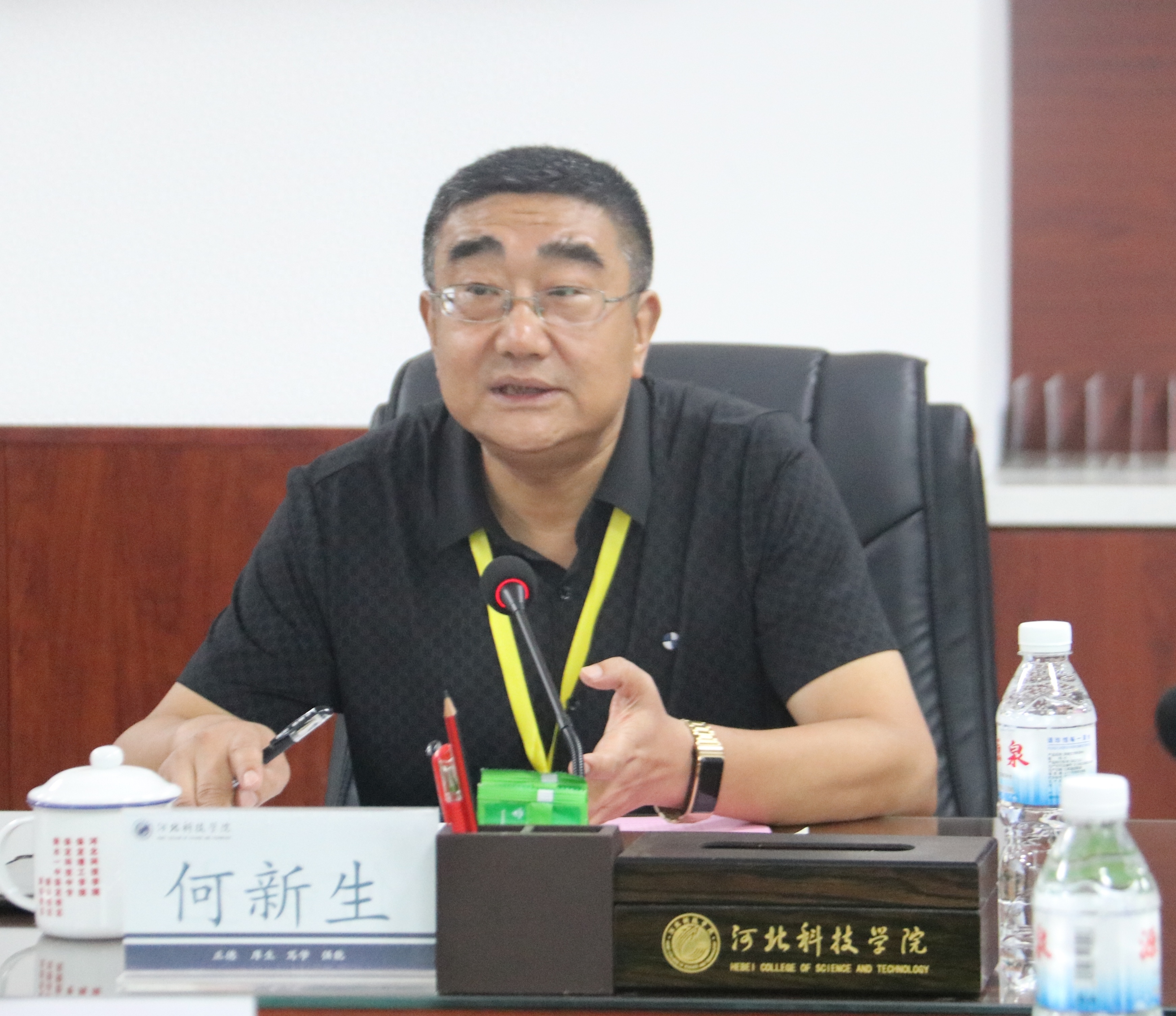 中国李大钊研究会秘书长胡俊一行赴河北科技学院考察交流