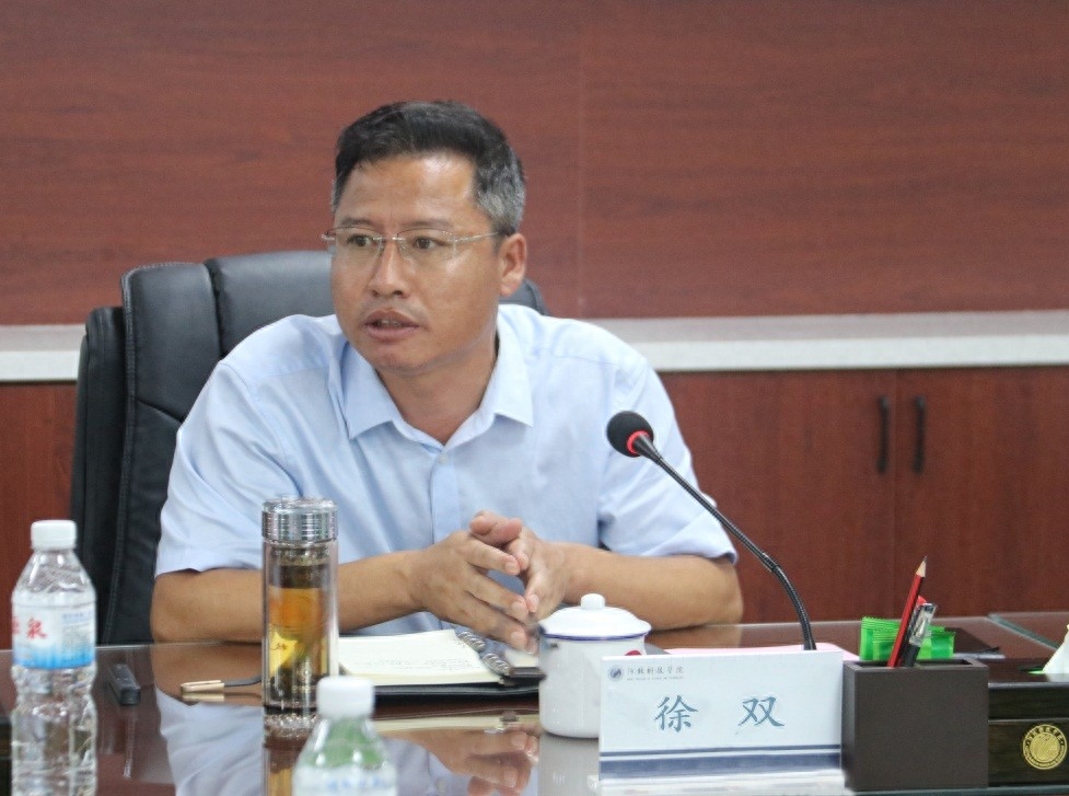 中国李大钊研究会秘书长胡俊一行赴河北科技学院考察交流